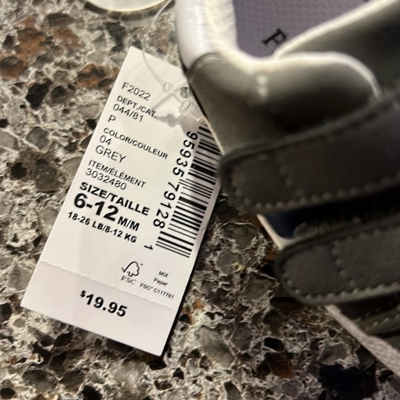 NWT Childrens Place infant shoes 6-12 months - Picture 3 of 5